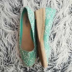 Lucky brand fabric closed toe loafer